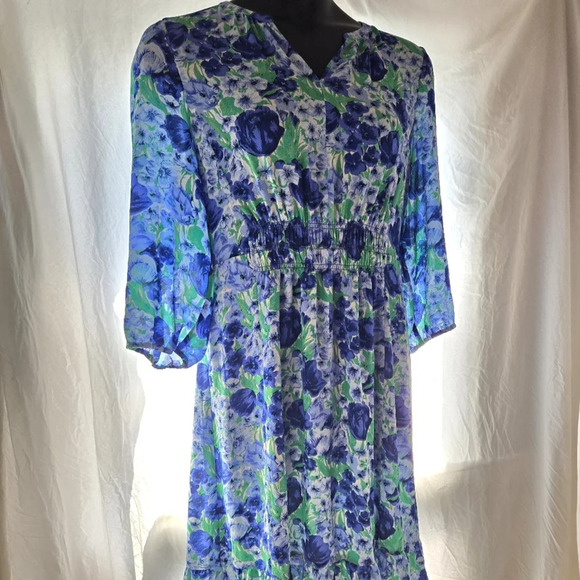 Beautiful Blue Floral Midi Dress NWT - Picture 11 of 11